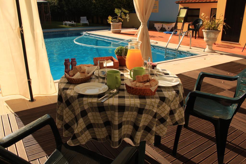 Guesthouse Pool & Sea Espinho Oporto Room photo